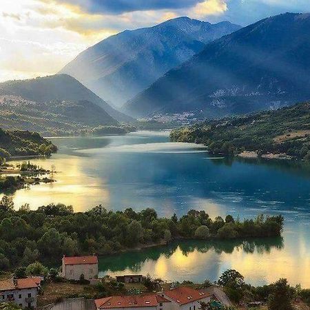 Casa Vacanze Al Castello Виллетта-Барреа Экстерьер фото