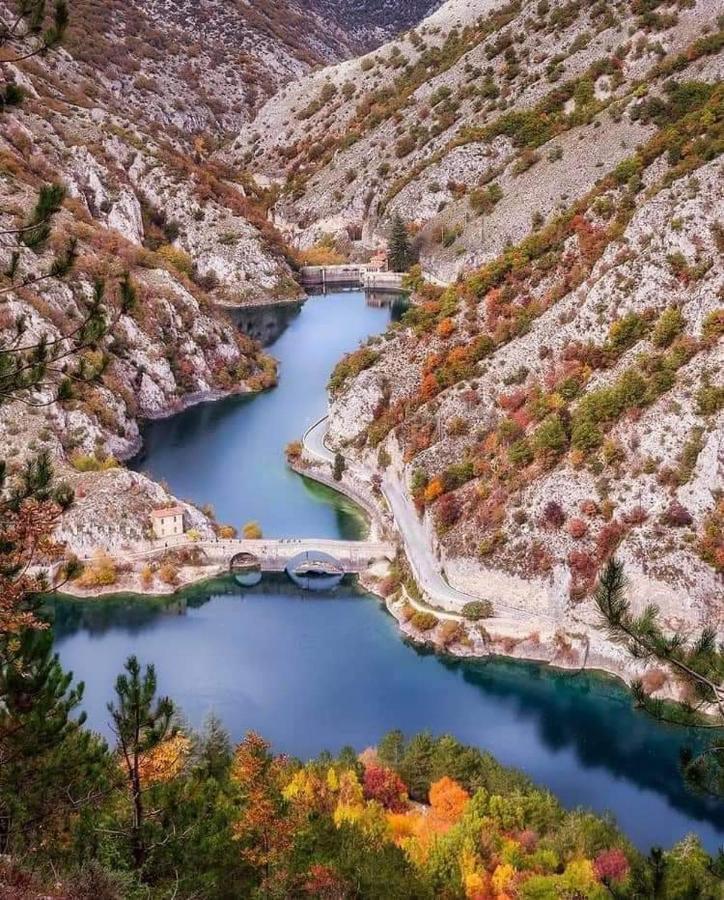 Casa Vacanze Al Castello Виллетта-Барреа Экстерьер фото